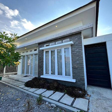 Sabbi'S House Hotel Klaten Exterior foto